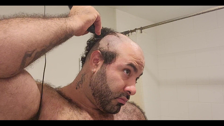 Lobo: Finalmente me deshago del pelo en la cabeza