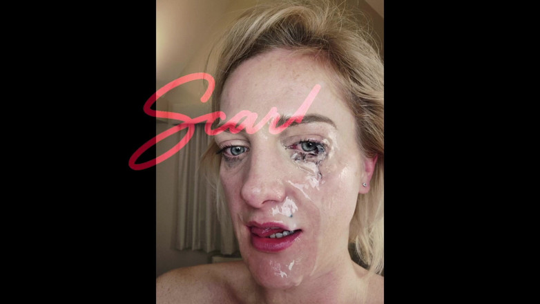 ScarlettStClaire: Scarlett kouří Donnyho