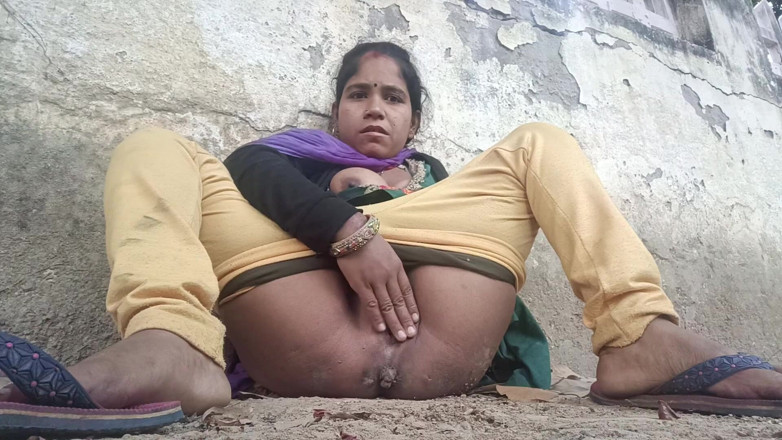 Reeiu: Indian Bhabhi