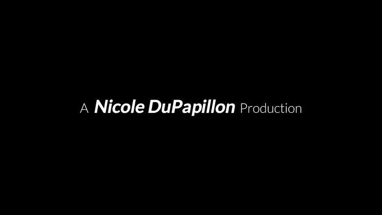 Nicole Dupapillon: Nicole Dupapillon, lèvres longues du Royaume-Uni, facesitting en POV