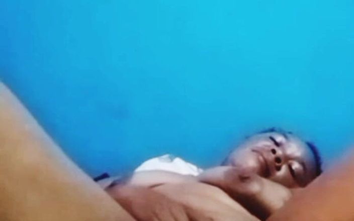 Sugarmama video call mutual masturbation: Мама играет с ее киской на видеозвонке EP5