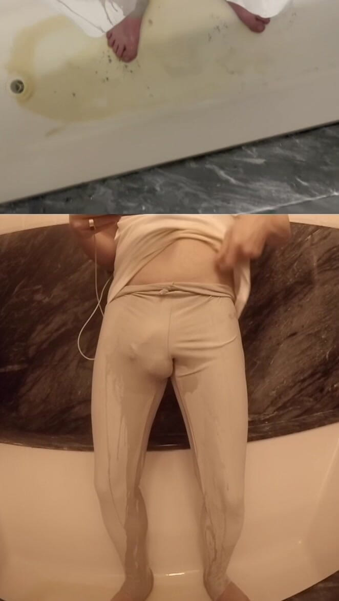 AmateurBoysPissing: No Pude Aguantarlo, Mojándome En Traje De Gimnasio - Vista Frontal...