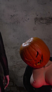 Capezzolo di Halloween e feticismo per il fumo
