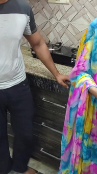 Indian Desi Bhabhi Fucked Hard by Her Devar First Time in Kitchen