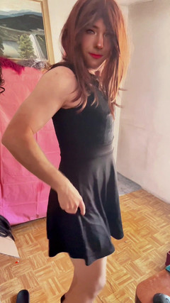 Laura Luiscz: Malý crossdresser show číslo 2