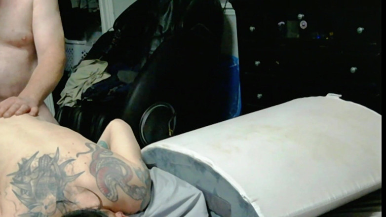 Zoey Portland: Vrouw neemt pik van echtgenoot