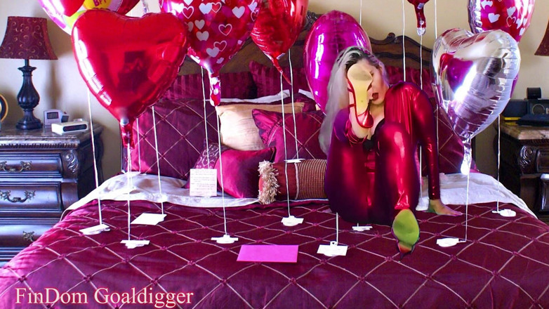 FinDom Goaldigger: Smelly dirty shoes Valentine's fuck