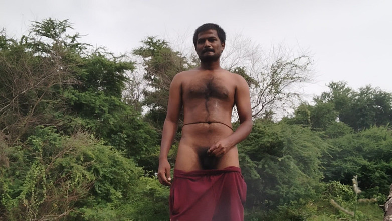 KUMBHA MANOJ KUMAR: Indian Xhard - allein im wald leben und harte Übungen machen