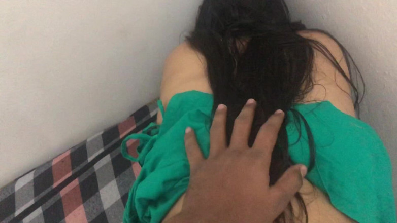 Missmaya123: Op de voorgrond van het helpen van Bhabi, kreeg de...