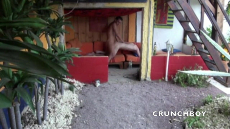 Crunch Boy: Une français sexy de 20 ans se fait baiser par Jimy