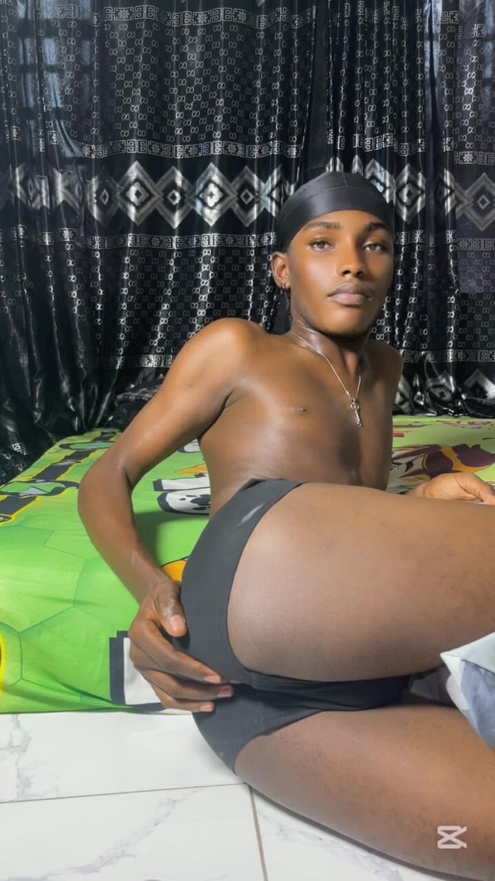 Aded-Toxic: Amateur-twink Wird Frech