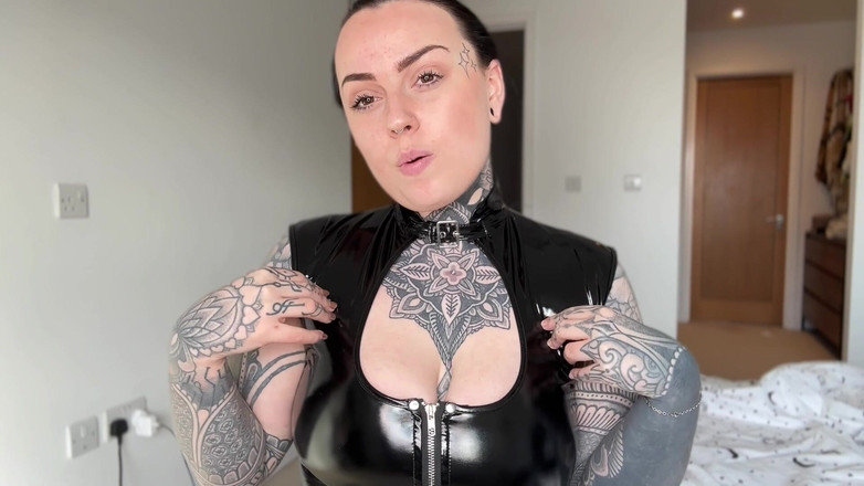 Miss Valentina: Danai Baruku