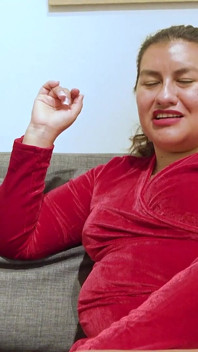 Karla Duran Clenches její první černý. Když to zkusíš, nebudeš se odvrátit zpátky!