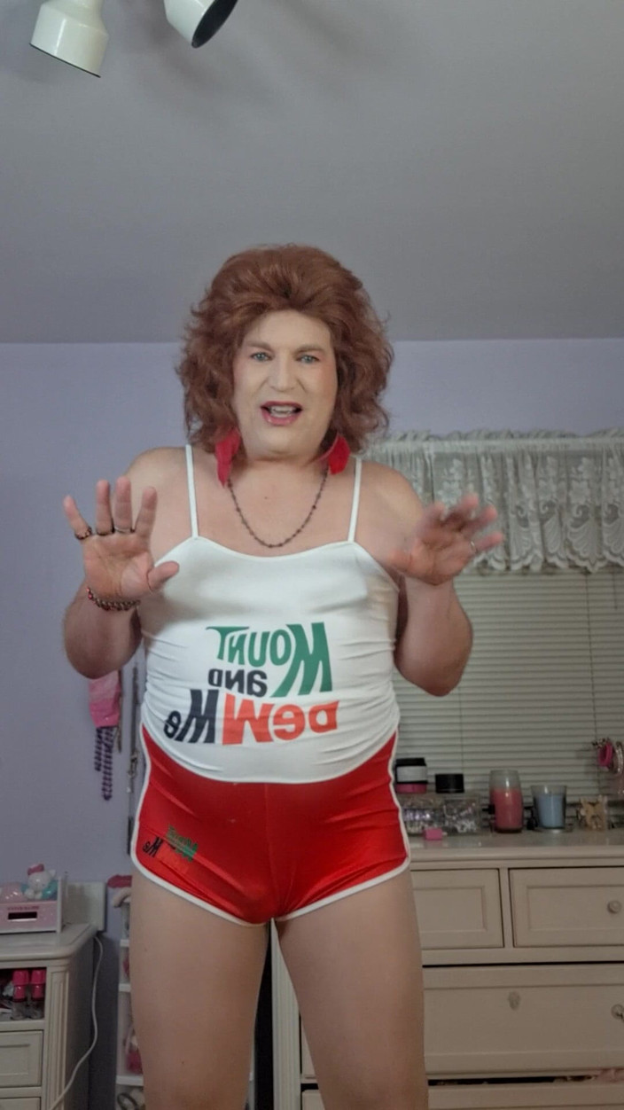 Victoria Lecherri: Můj Tajný Život Tranny Sexy Manželky!