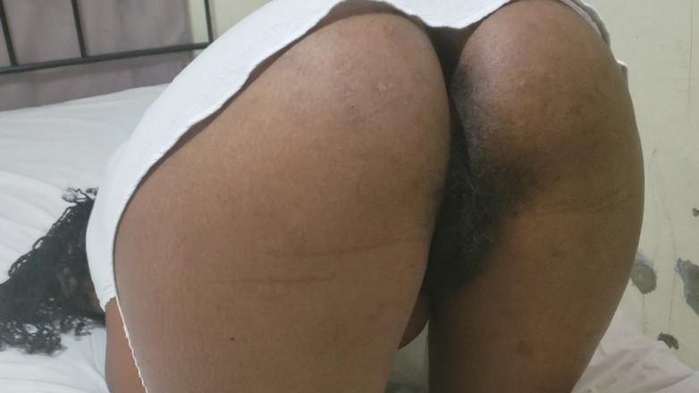 Lovemina: Kongkekkan saya dengan sangat keras