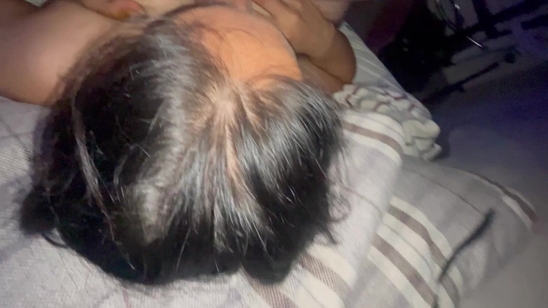 Ionut899: 義父は一晩中私の口とマンコで私を犯します