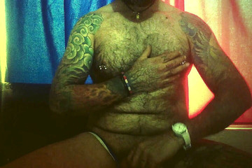 Phillholes: Aticking dildos