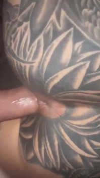Creampie v mé dokonalé růžové malé kundičce