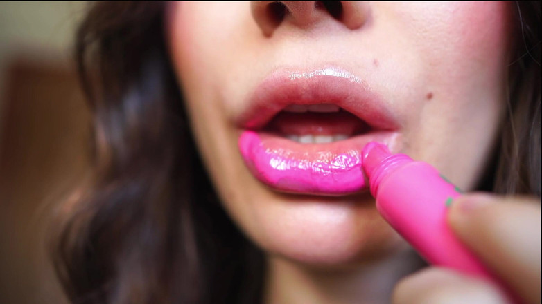 Rarible Diamond: Layers of Pink Lipgloss