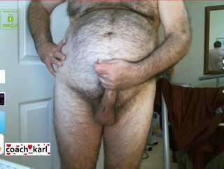 Coach Karl dude lodge: Trenér Carl si užívá stránky v Londýně 2019-10-27