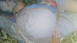 A Desi Housewife Fucked in a Lonely House by Her Elder Brother in Law Morning Sex with My Wife