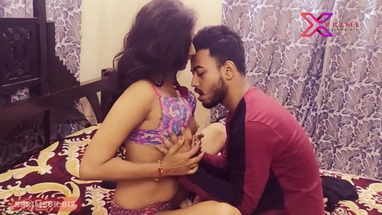 Indian Erotica: ガールフレンドと楽しむ