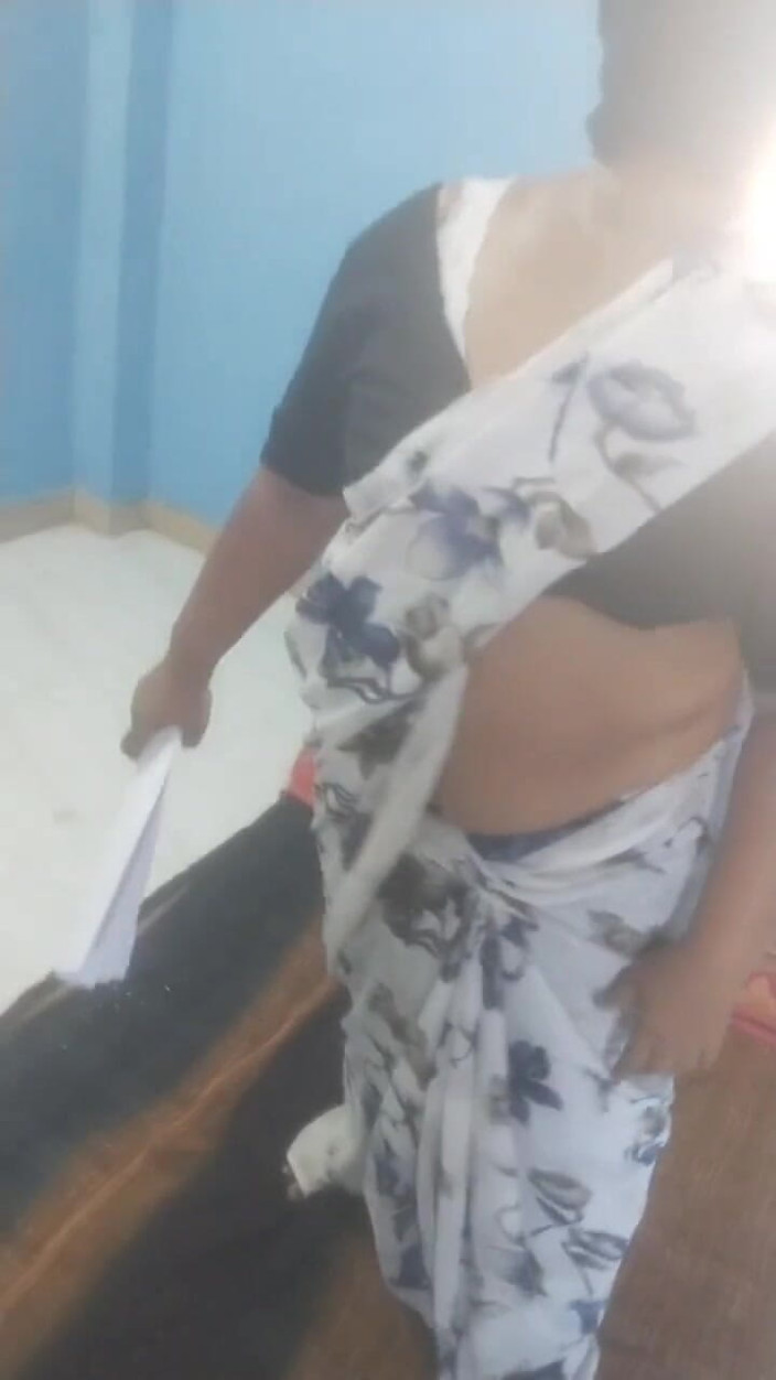 Tamil lesbian: Teacher Sex with Boy for Mark