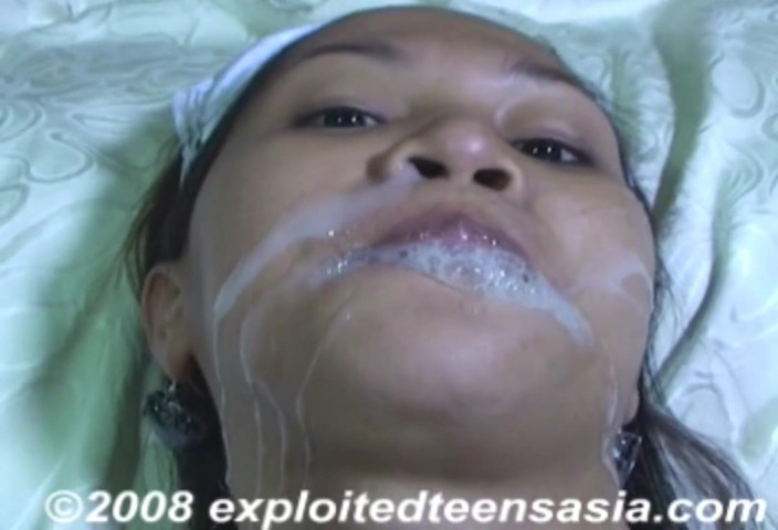 Bangkok Babes: Exclusive Filipino Amateur Juliet Chubby Cosplay Maid Pisses Then Fucked,...