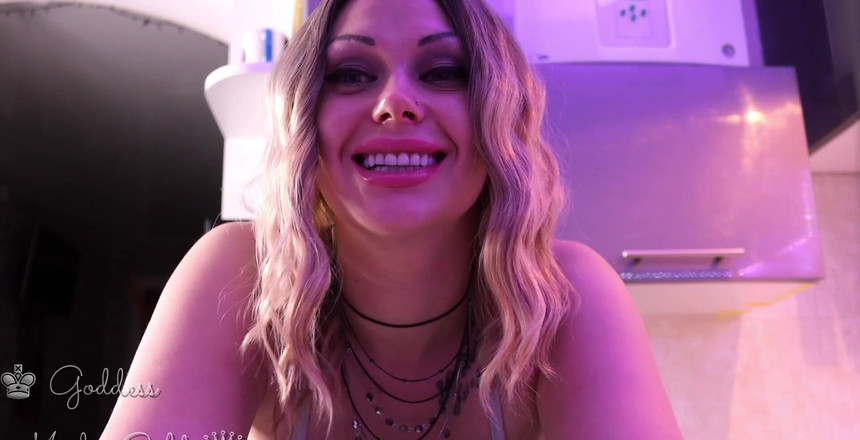 Goddess Misha Goldy: 我会告诉你，我会回到我的前男友，但我不会结束与你的关系！