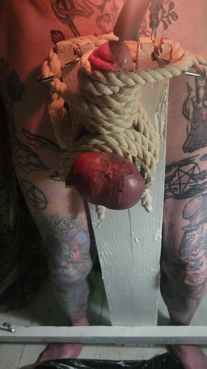 Goode Girl: Brava Ragazza Frustata Con Le Palle a Lume Di Candela...