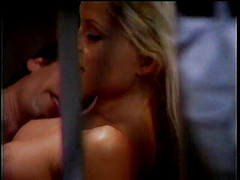 Threeway Entertainment: Scenă BTS cu o gagică blondă uimitoare futută în închisoare