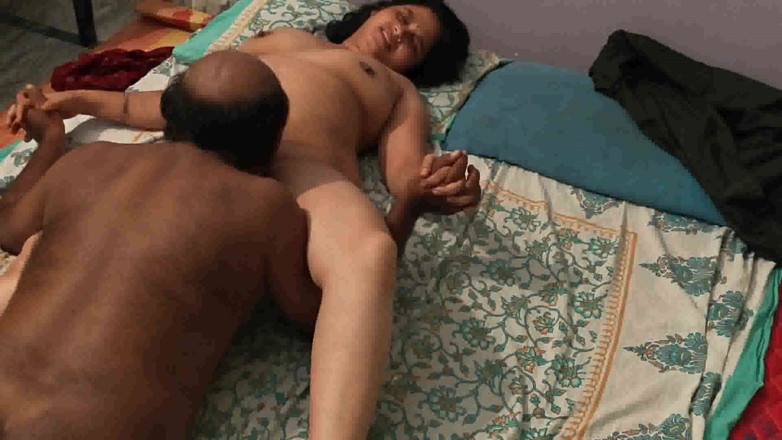 Sexy sindu: Cipka jedzenia seksu