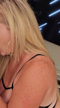 Ich gegen tussi- hotwife