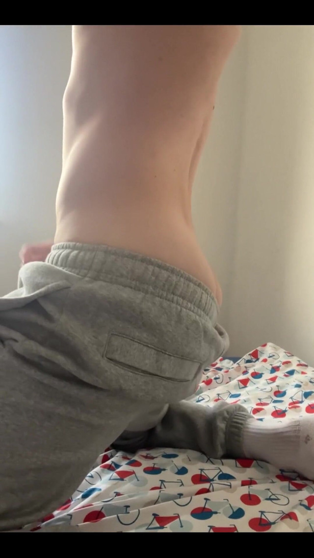 My Ass Is Lonely (Lubeboyx) My Ass Is Lonely (Lubeboyx)