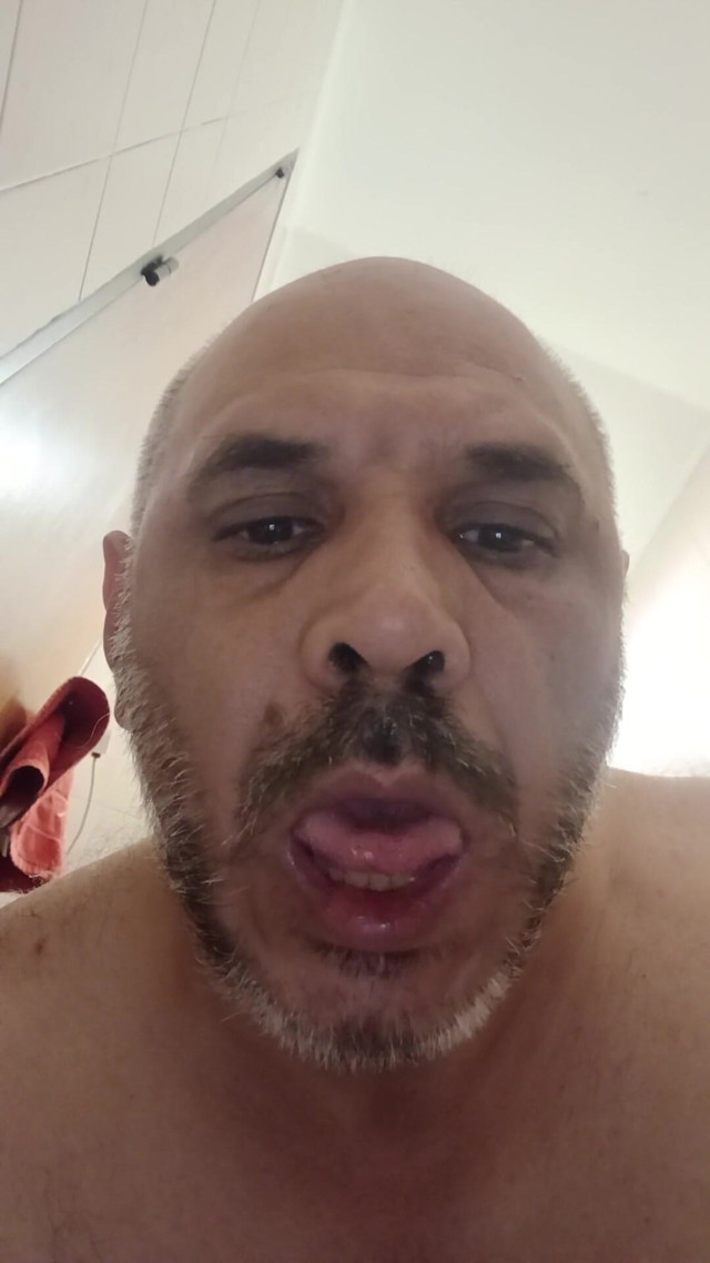 Give Me Your Cum (Sergi bi sex)