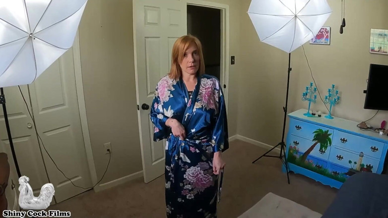 Jane Cane: Macocha pozuje nago dla pasierba - Jane Cane, Shiny Cock Films