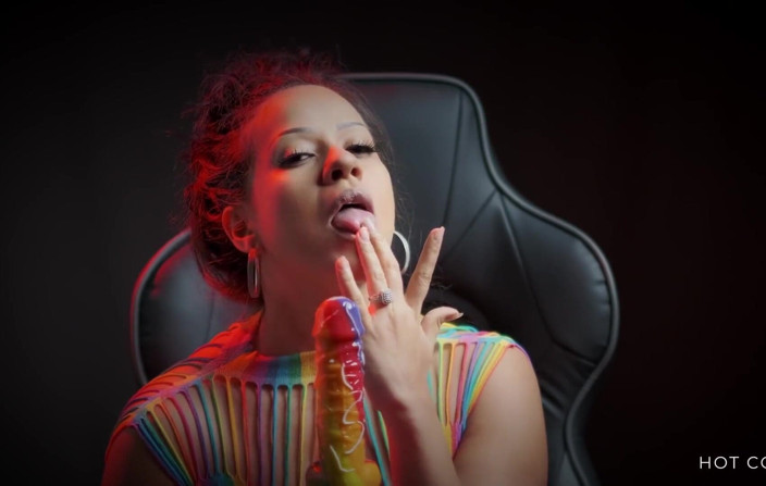 Jolla PR: Talking dirty and sucking dick lollipop