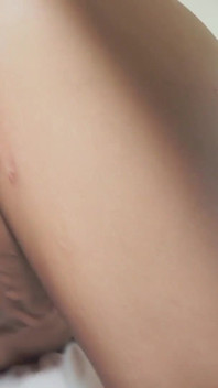 Tante seksi ini dientot habis-habisan sama kontol besar sampai dicrot di dalam sama suaminya!!