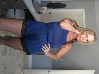 KimitheMilfMommy: Üvey anne bunda anal deliriyor