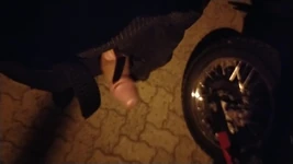 공공 장소에서 하드 페니스로