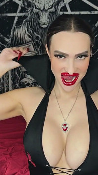 Aroma Reprogramming From Sexy Vampiress with Long Claws