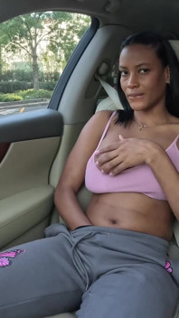 Samantha Squirting From Both Holes