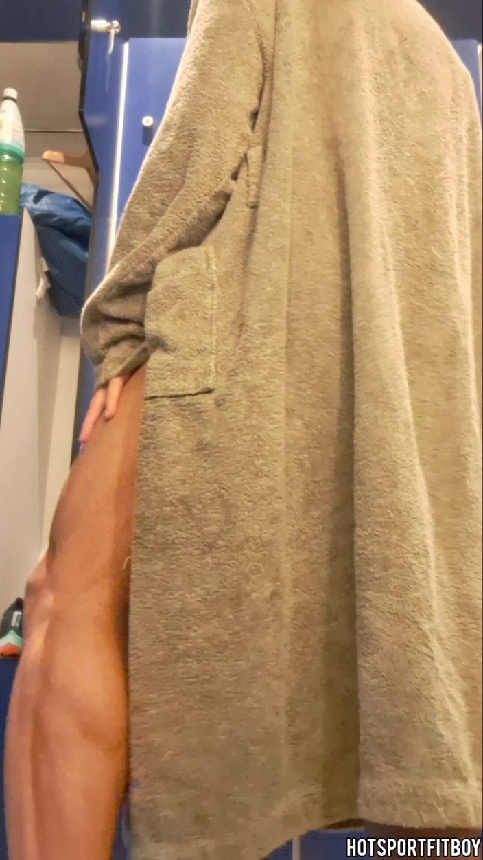 Hotsportfitboy: Horny Big Dick Jerk Off in Luxury Sauna & Balnearios - Risky...
