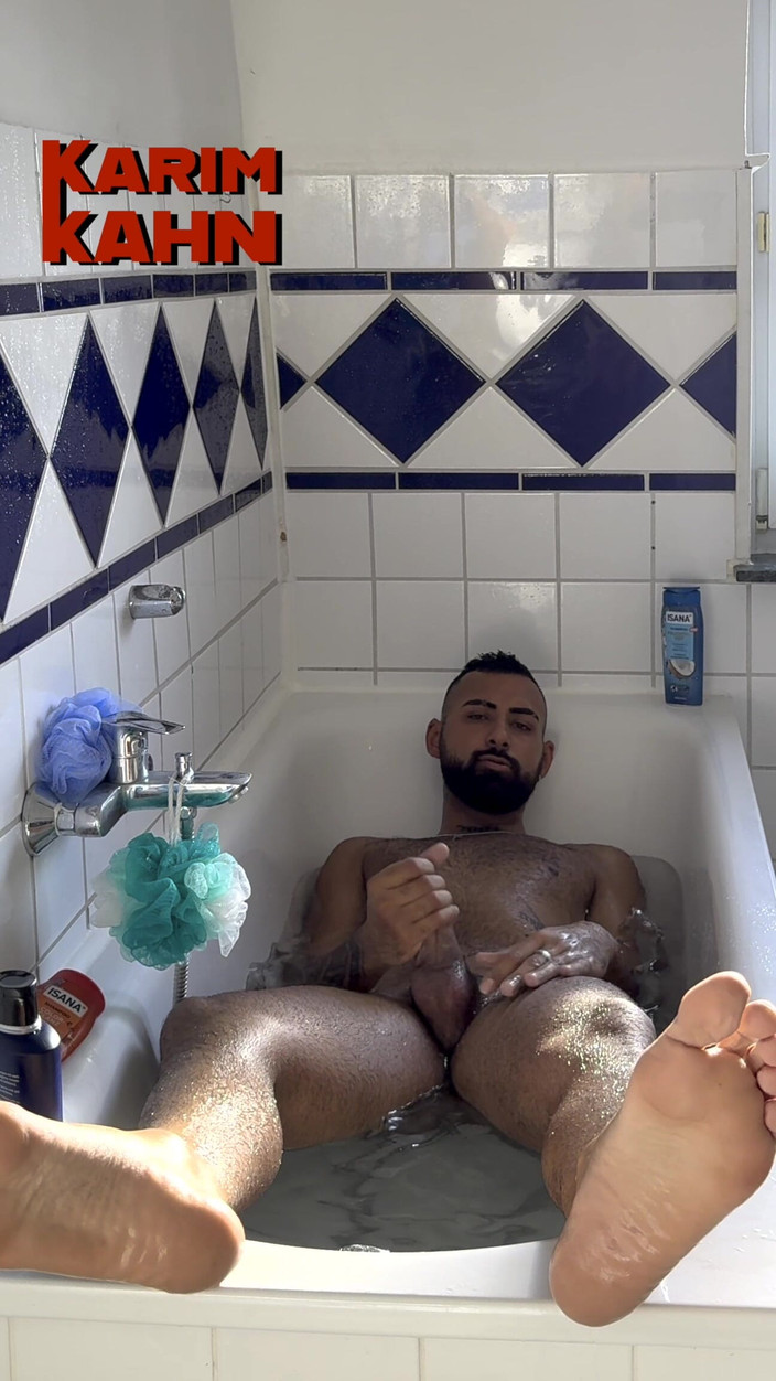 Karim Kahn: Ik kwam per ongeluk in mijn eigen mond in de...