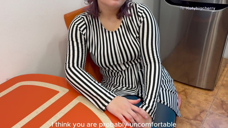 Katybigcherry: Katybigcherry berkongkek dengan pelanggannya