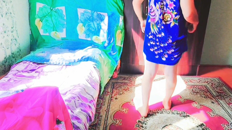 Kitty_Cross: Crossdresser Adventures: Menjelajahi Dunia Mode