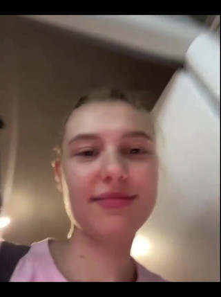 JuiceLussie: 第一次在公共场合潮吹