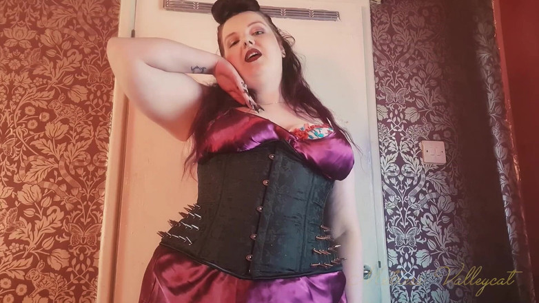 Mxtress Valleycat: Permudahkan Hari Hidup Anda