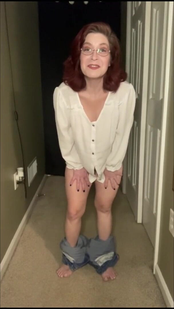 Elianna: Stepmommy will be late for work!