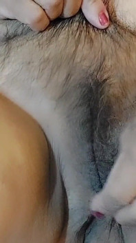 Full Vagina View. Fingering & Stroking My Hairy Pussy